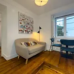 Olarias 2 Bedroom Perfect To Share Near The Castle * Лісабон