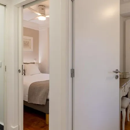 아파트 Olarias 2 Bedroom Perfect To Share Near The Castle *