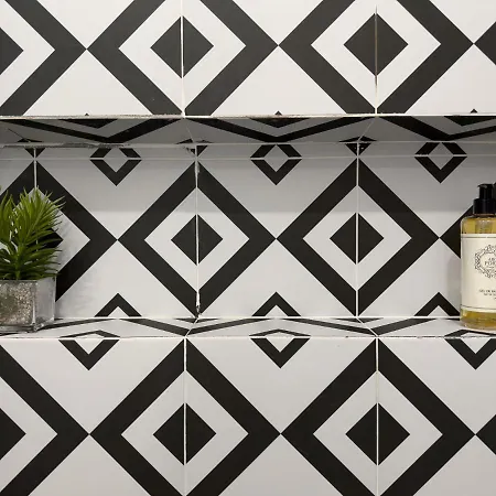 Olarias 2 Bedroom Perfect To Share Near The Castle Апартаменты *